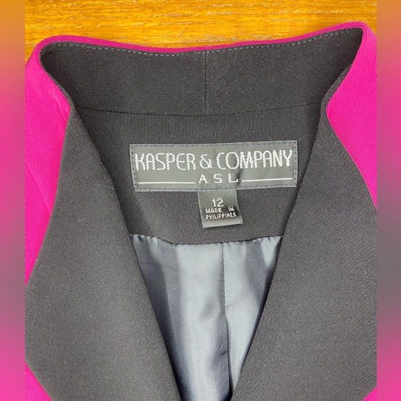 90’s Magenta Power Blazer - Picture 9 of 11